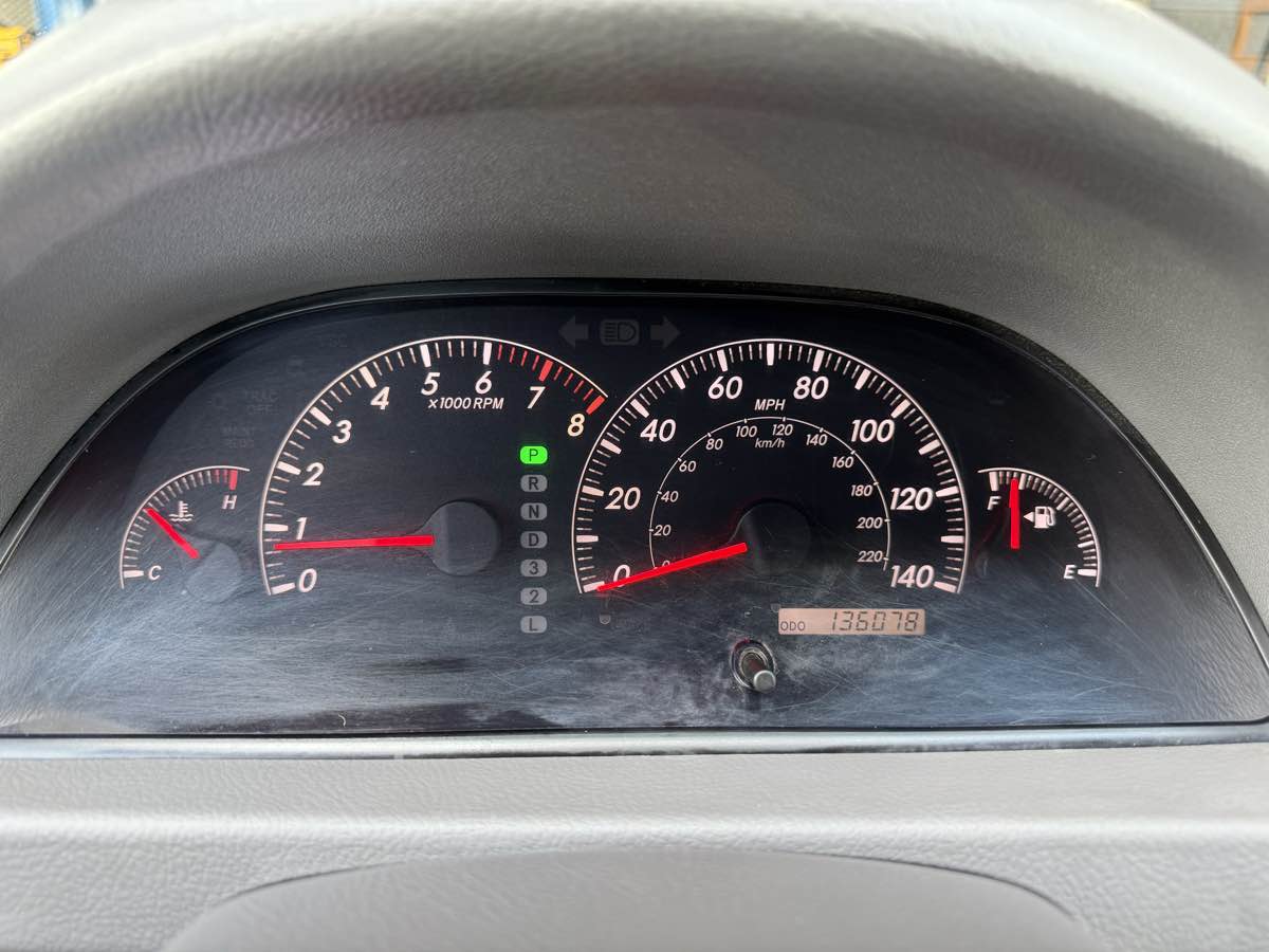 2005 Toyota Camry photo 15
