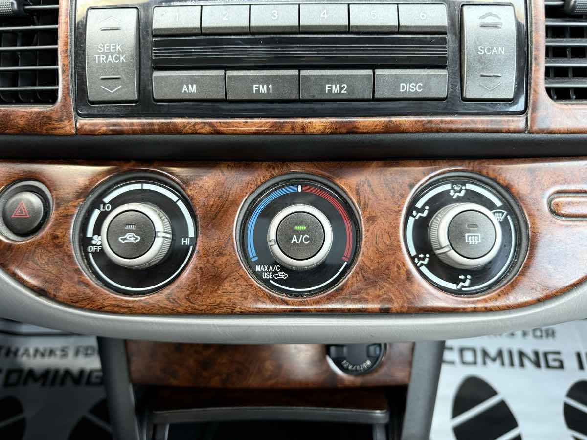 2005 Toyota Camry photo 19