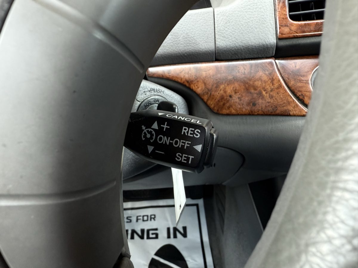 2005 Toyota Camry photo 20