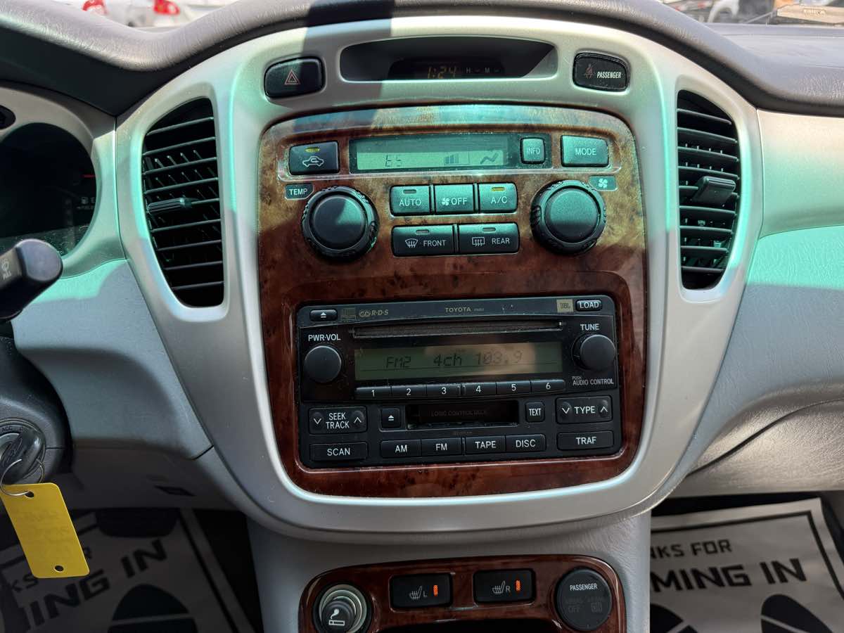 2006 Toyota Highlander Limited photo 17