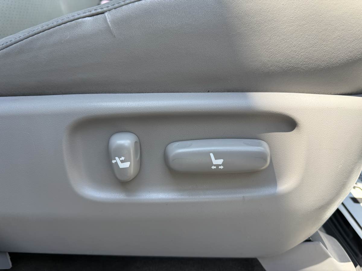 2006 Toyota Highlander Limited photo 22