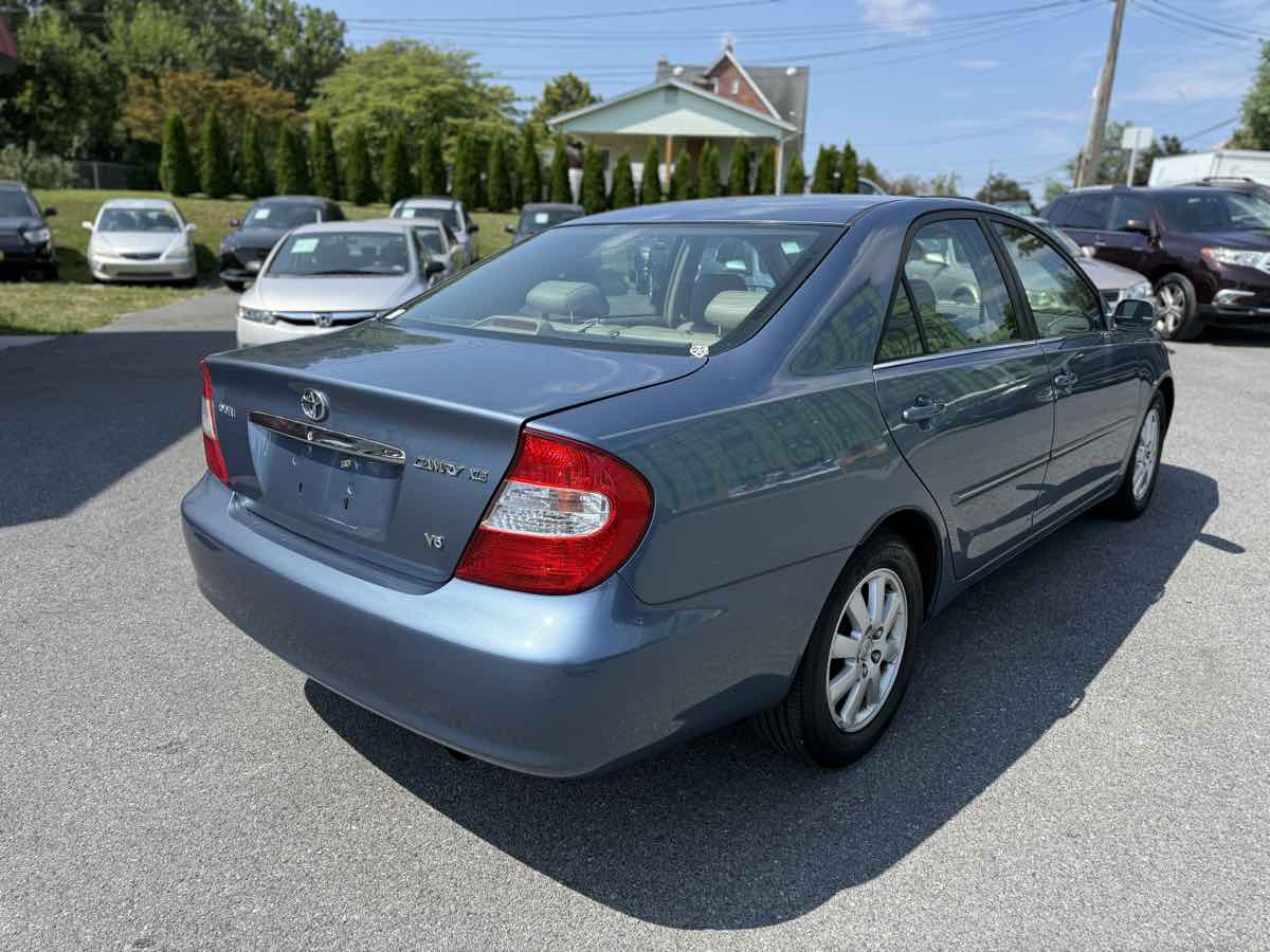 2002 Toyota Camry XLE photo 7