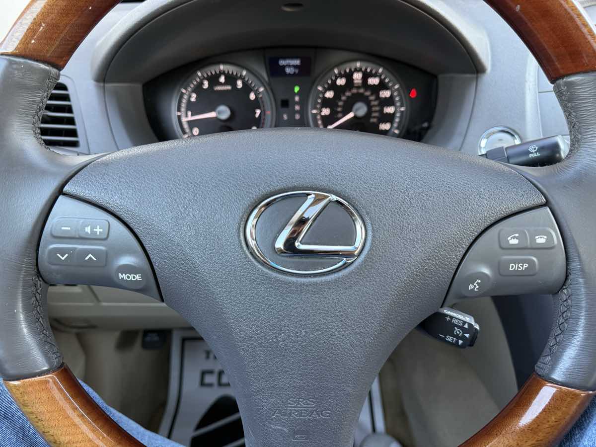2008 Lexus ES 350 photo 16