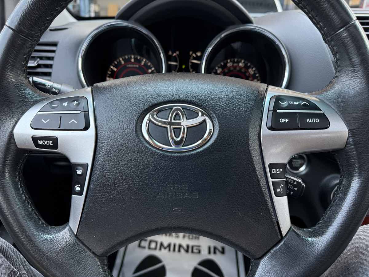 2012 Toyota Highlander Limited photo 15