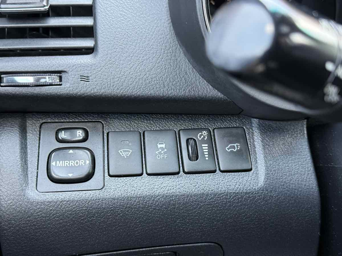 2012 Toyota Highlander Limited photo 22