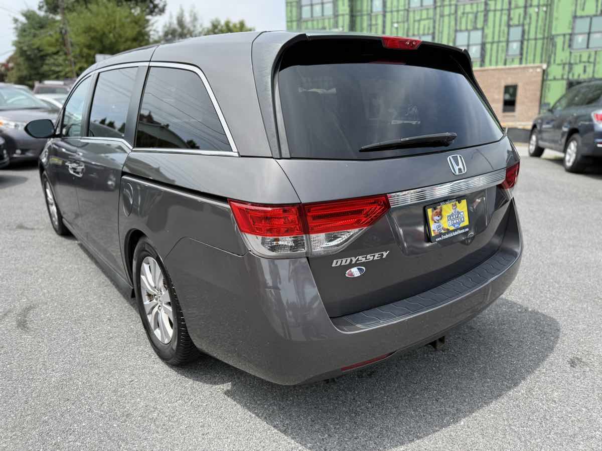 2014 Honda Odyssey EX-L photo 4
