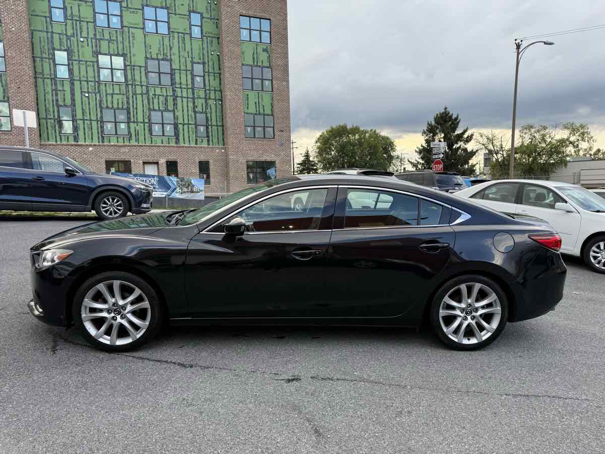 2016 Mazda Mazda6 Touring photo 4