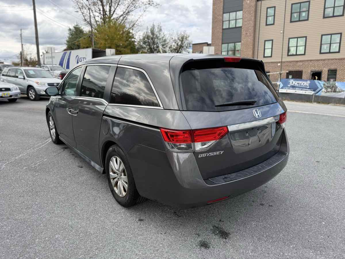 2014 Honda Odyssey EX photo 4