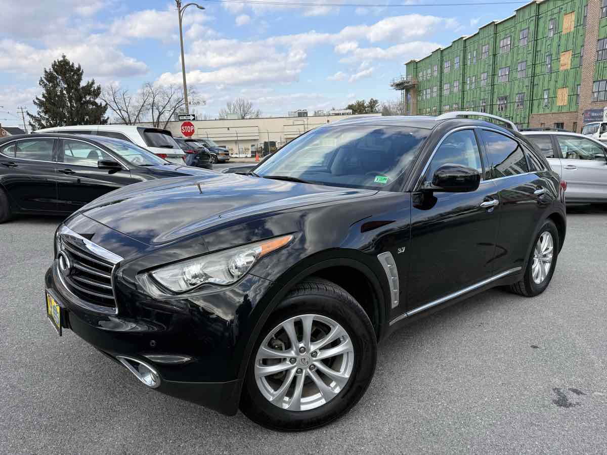2015 INFINITI QX70 Base - Photo 3