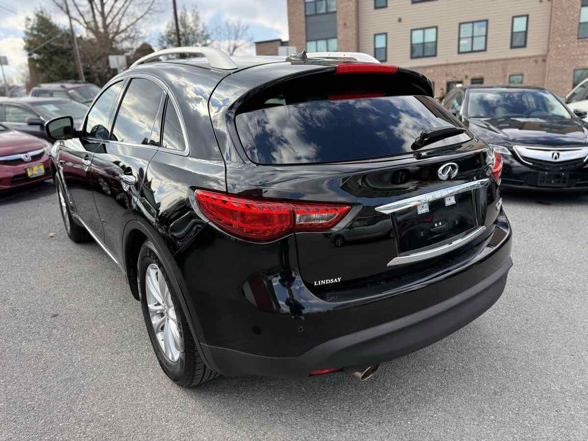 2015 INFINITI QX70 Base - Photo 5