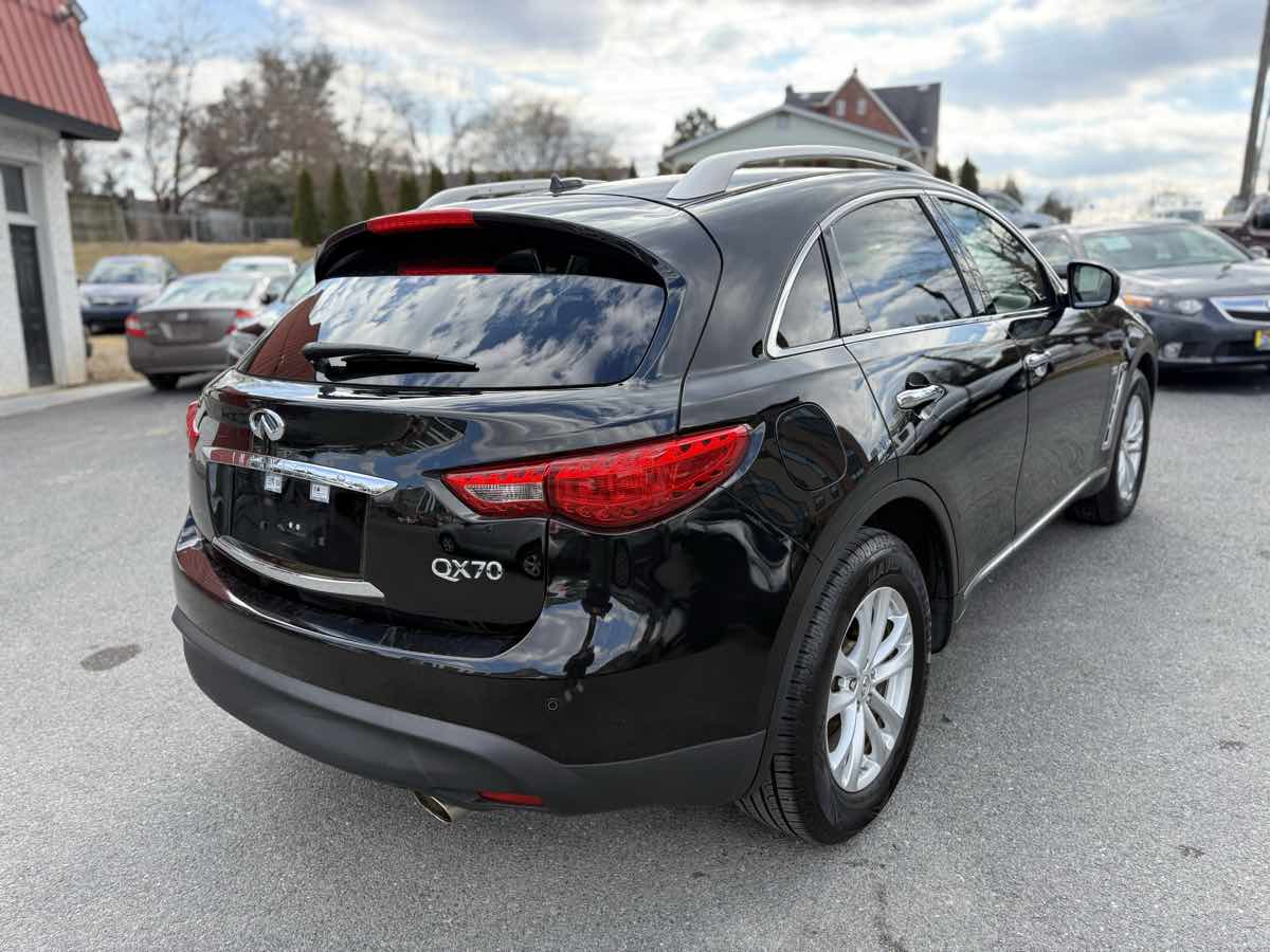 2015 INFINITI QX70 Base - Photo 7