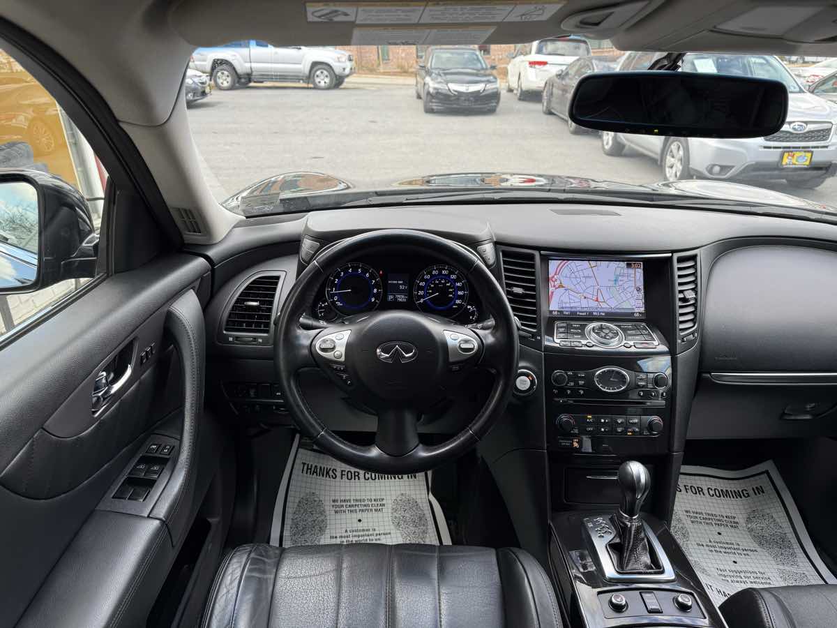 2015 INFINITI QX70 Base - Photo 14