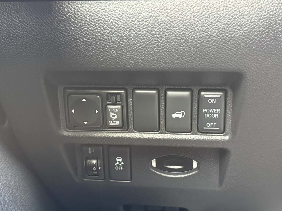 2015 INFINITI QX70 Base - Photo 24