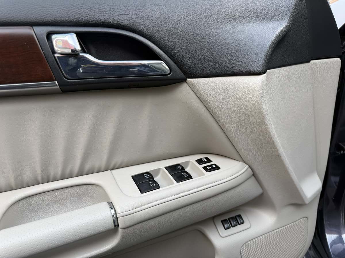2008 INFINITI M 35 - Photo 27