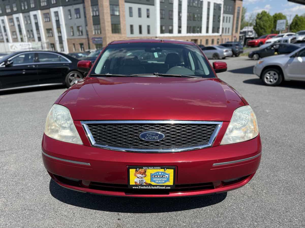 2005 Ford Five Hundred SEL - Photo 2