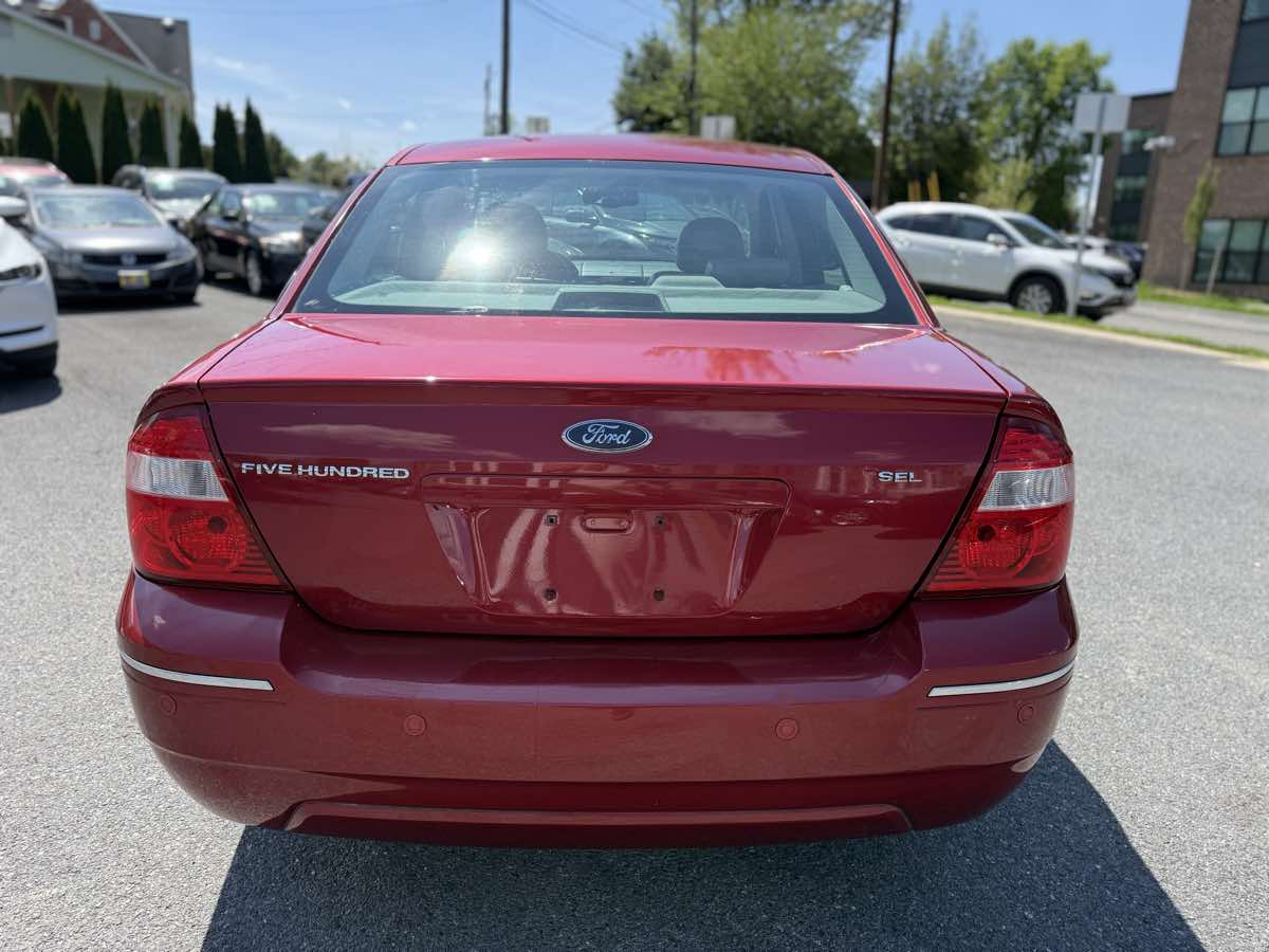 2005 Ford Five Hundred SEL - Photo 6