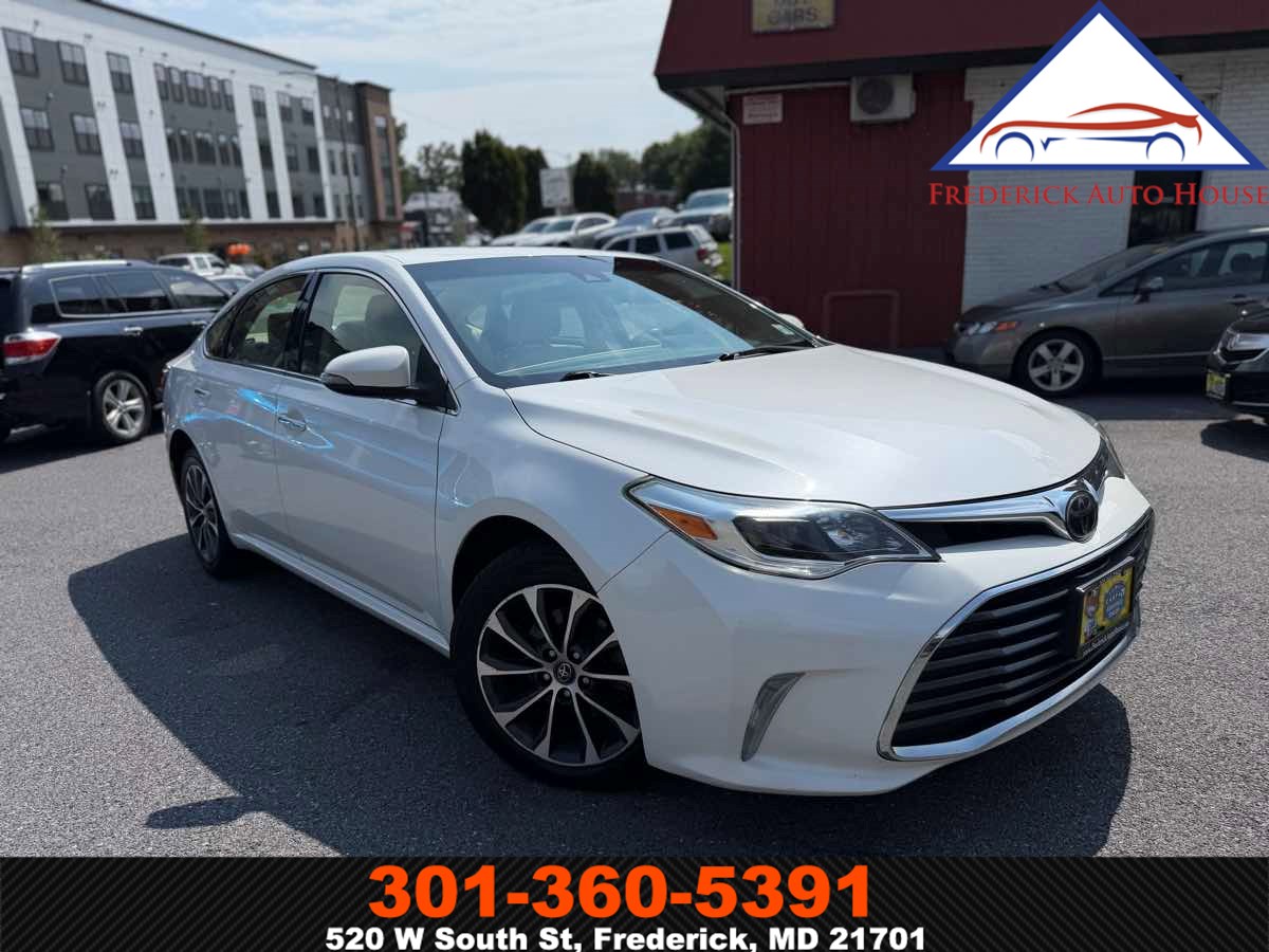 2018 Toyota Avalon XLE