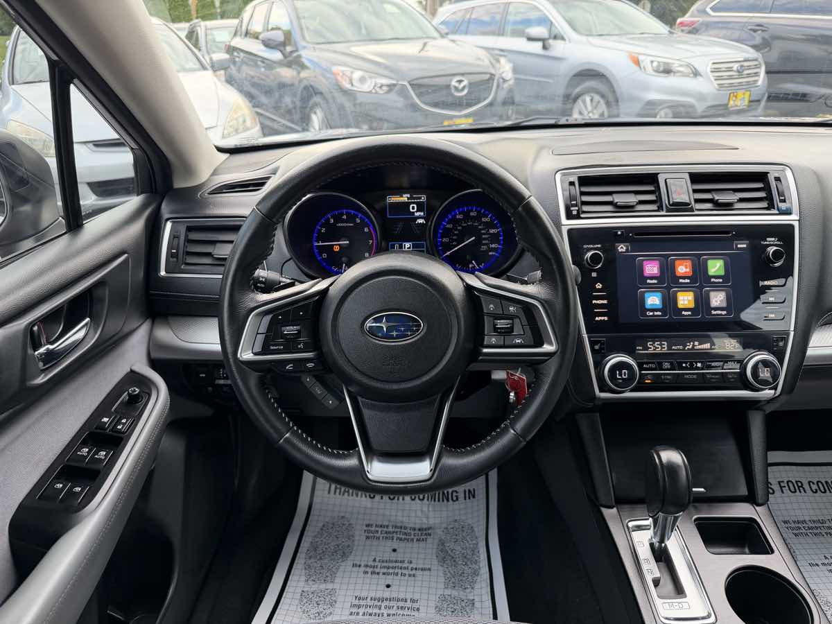 Subaru Legacy photo 14
