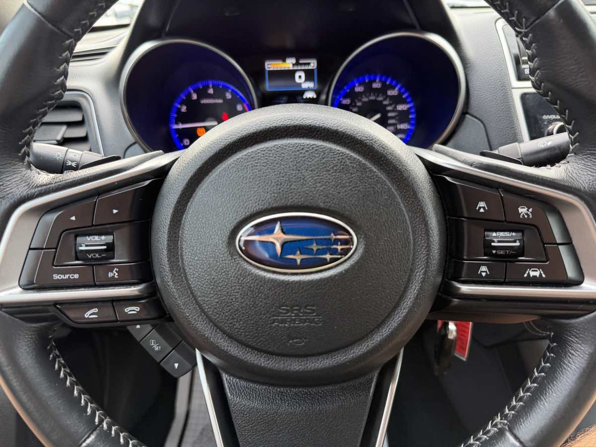 Subaru Legacy photo 15