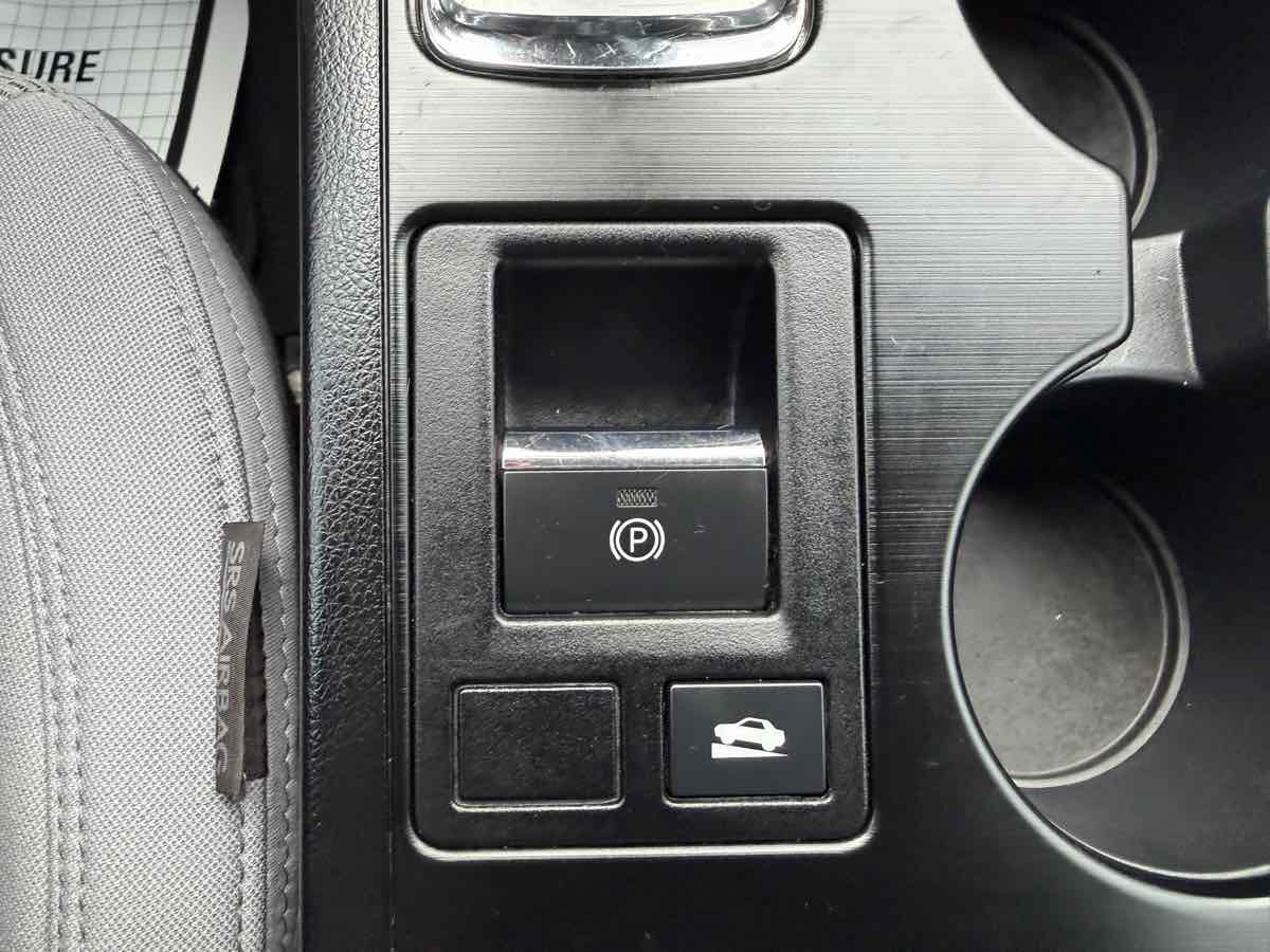 Subaru Legacy photo 20