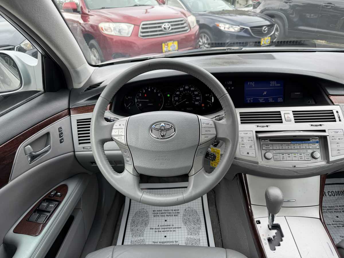 Toyota Avalon photo 14