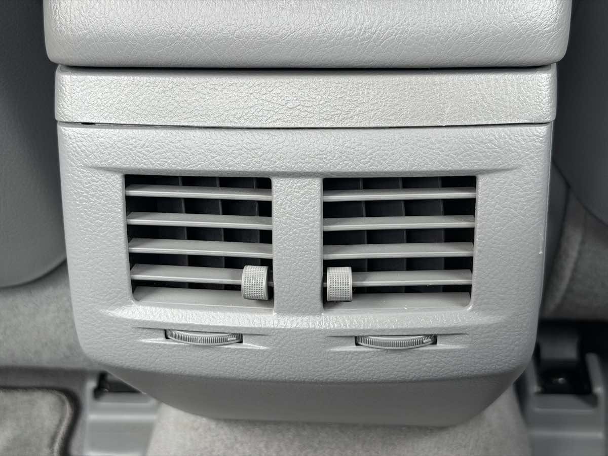Toyota Avalon photo 23