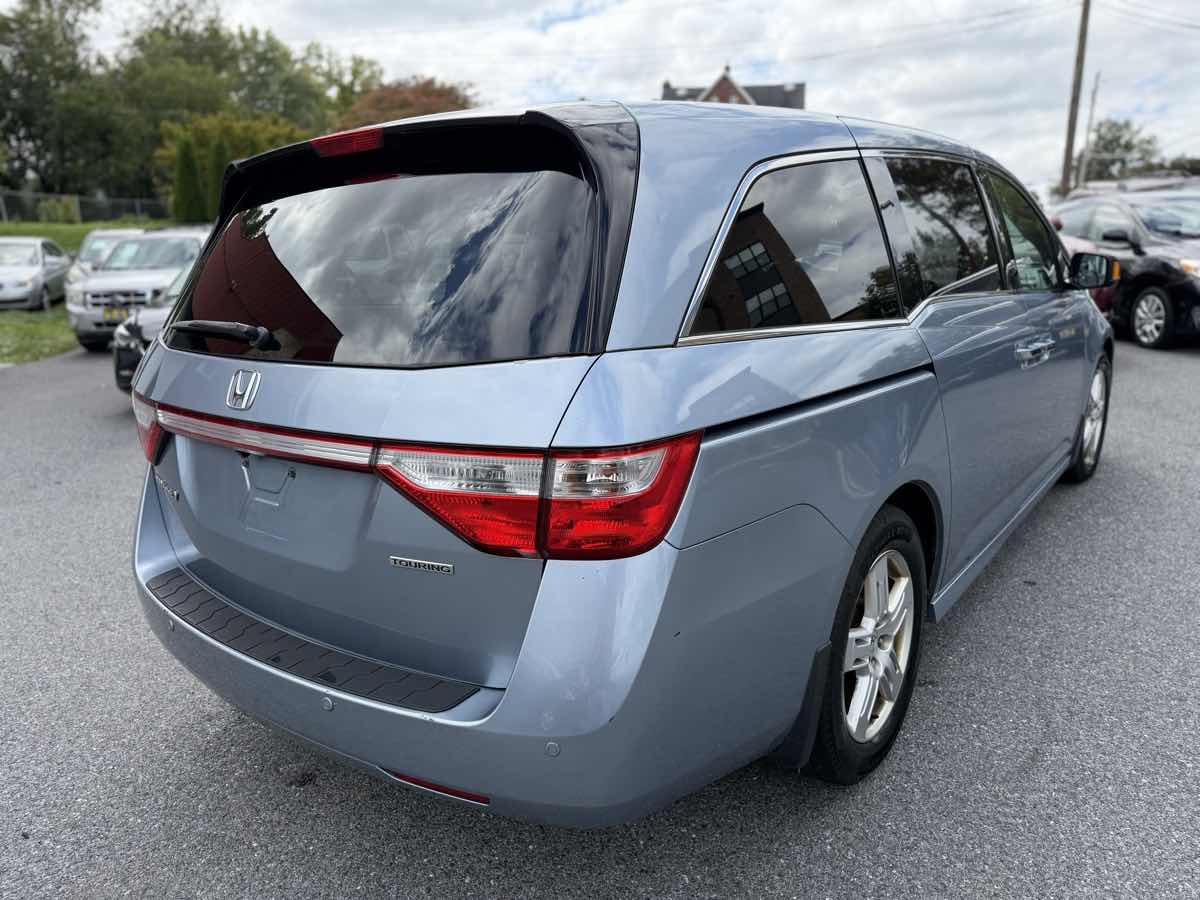 Honda Odyssey photo 7