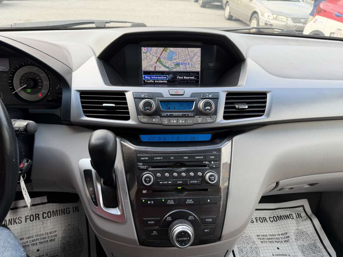 Honda Odyssey photo 17