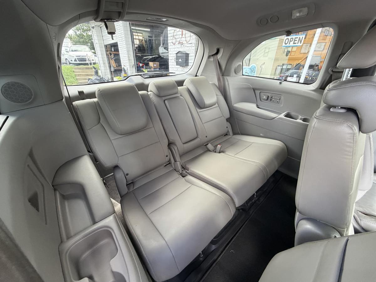 Honda Odyssey photo 22