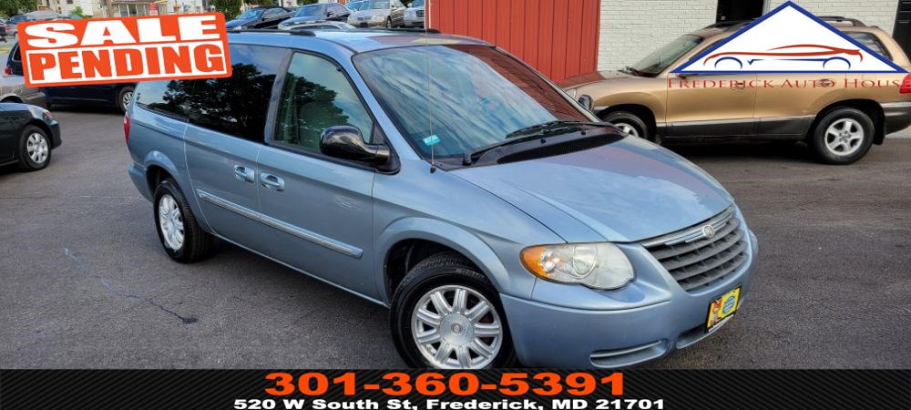 Sold 2005 Chrysler Town Country Touring in Frederick