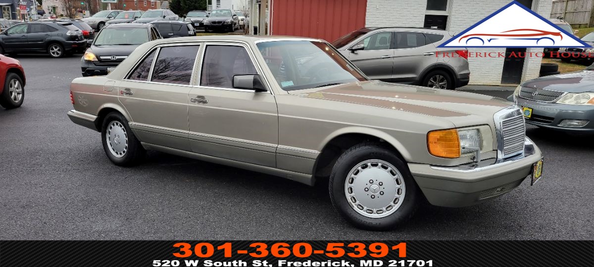 1989 Mercedes-Benz 420SEL 4dr Sedan  Auto