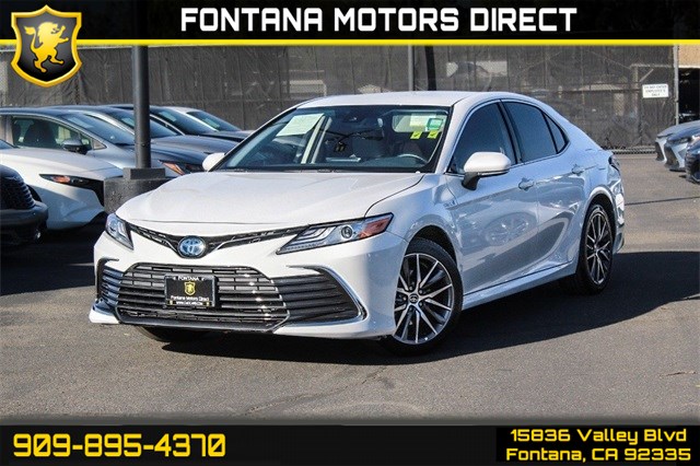 2021 Toyota Camry Hybrid XLE