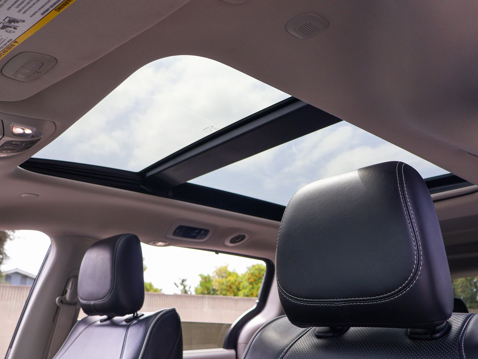 Sold 2022 Chrysler Pacifica Limited in Fontana