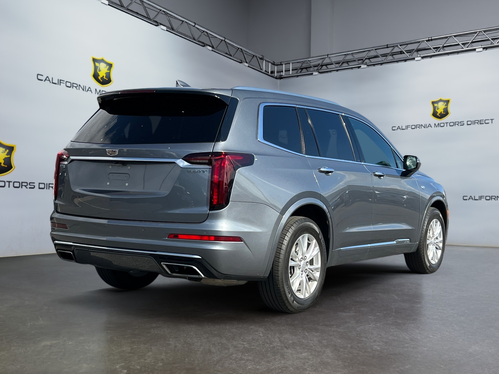 テラファイト コア　シルバー Sold 2022 Cadillac XT6 Luxury in Fontana