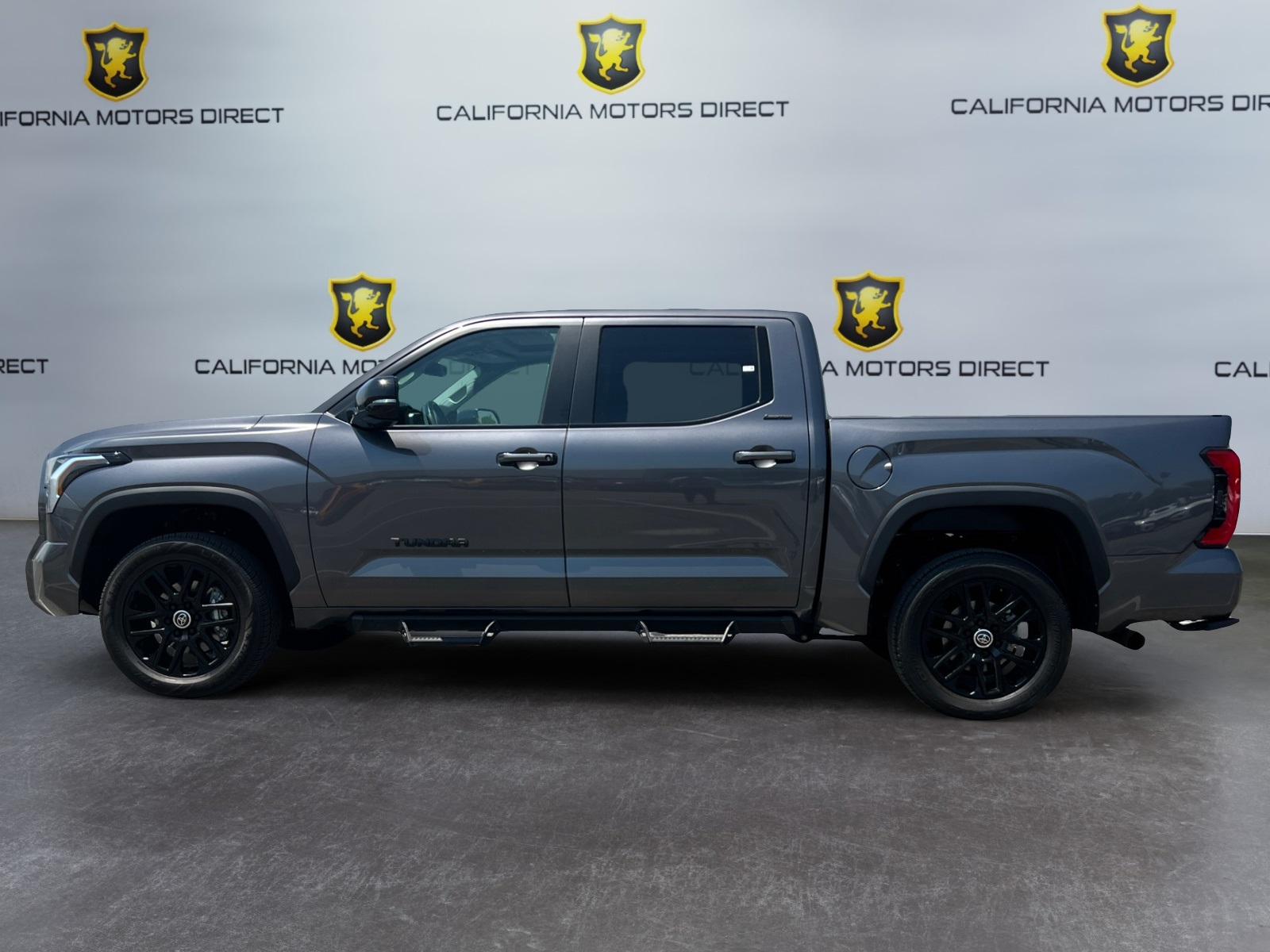 2024 Toyota Tundra Limited photo 2