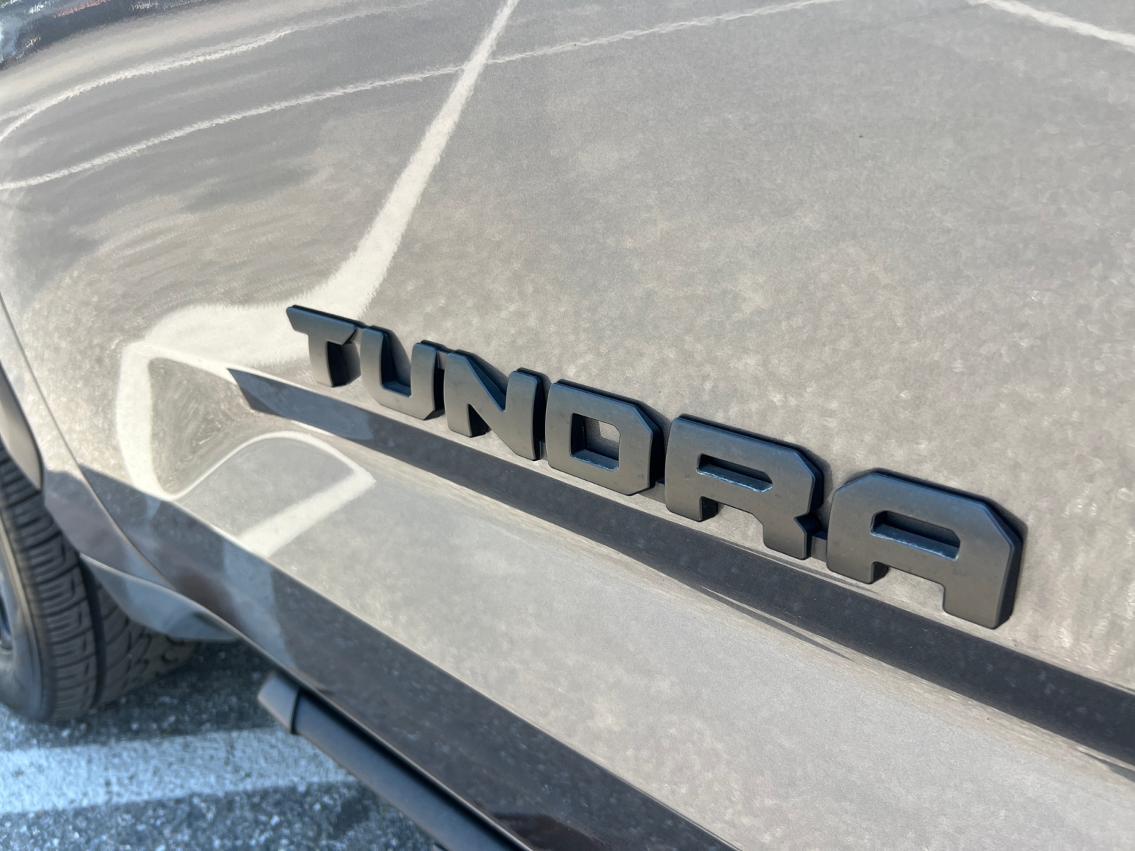 2024 Toyota Tundra Limited - Photo 29