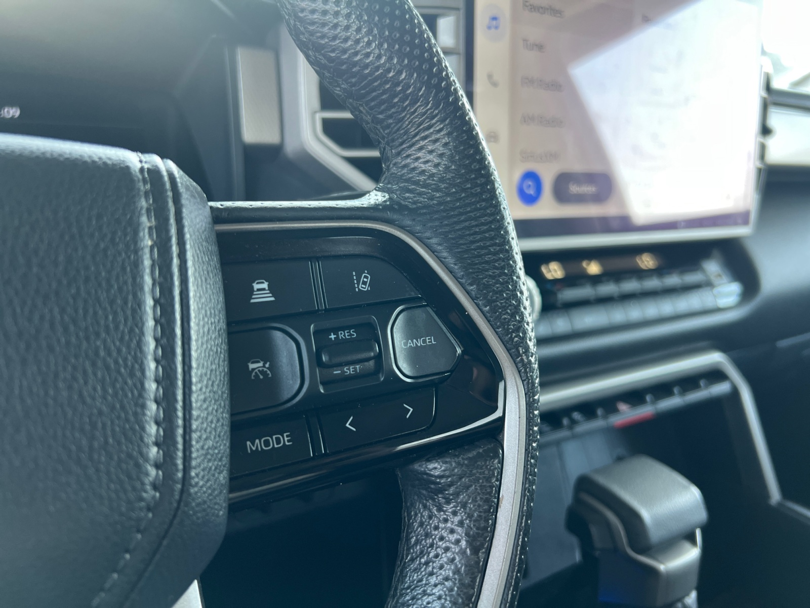 2024 Toyota Tundra Limited - Photo 22