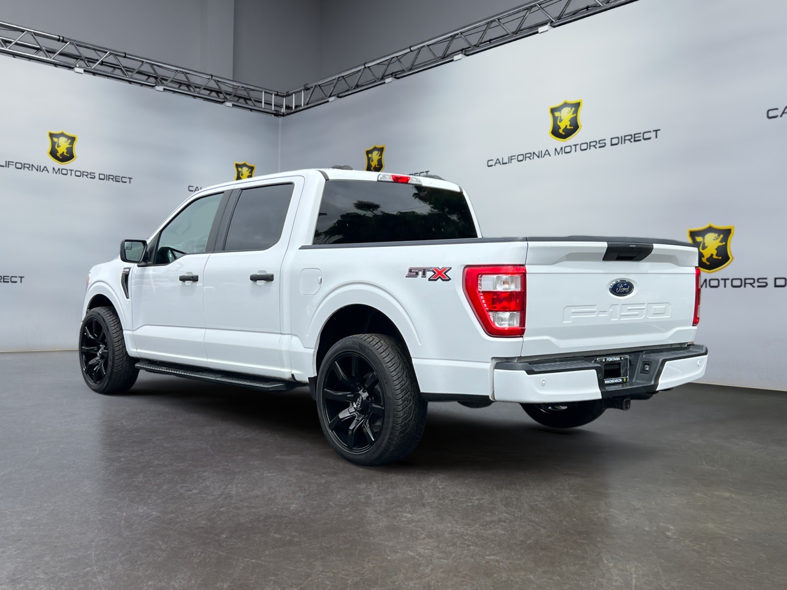 2022 Ford F-150 XL photo 3