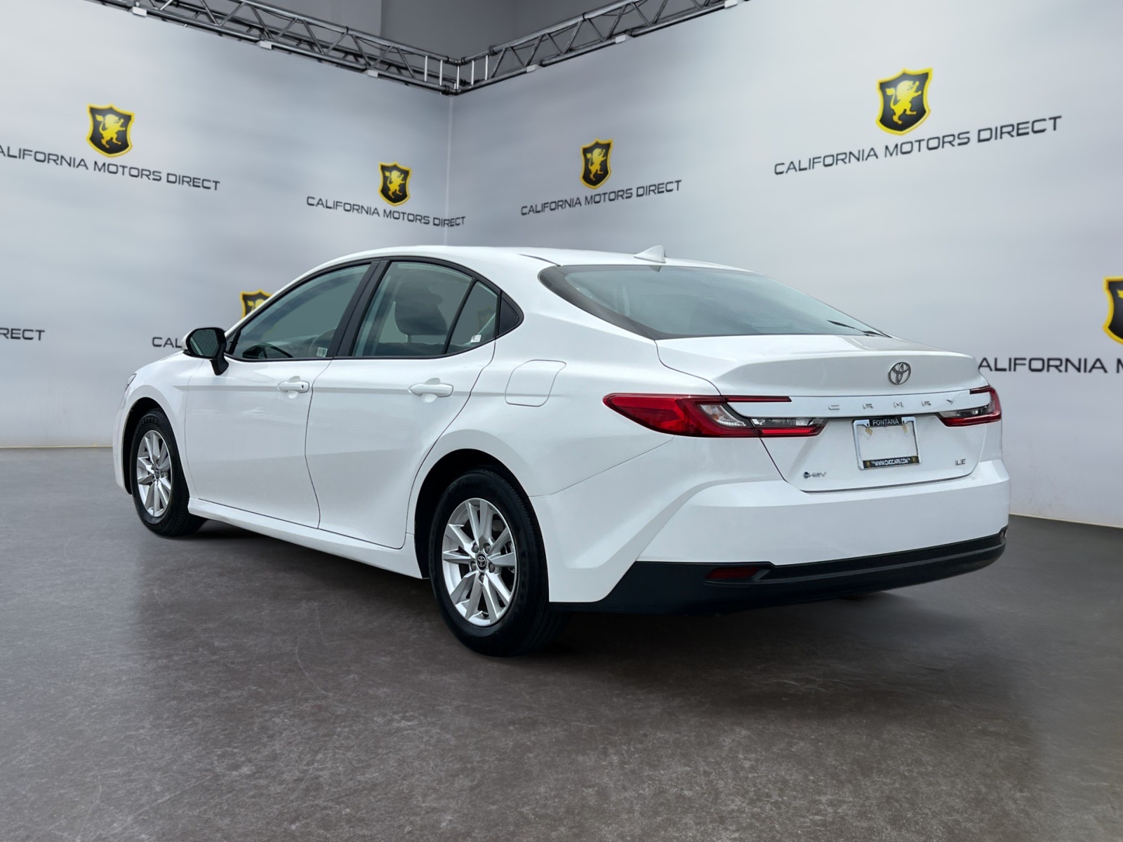 2025 Toyota Camry LE photo 3