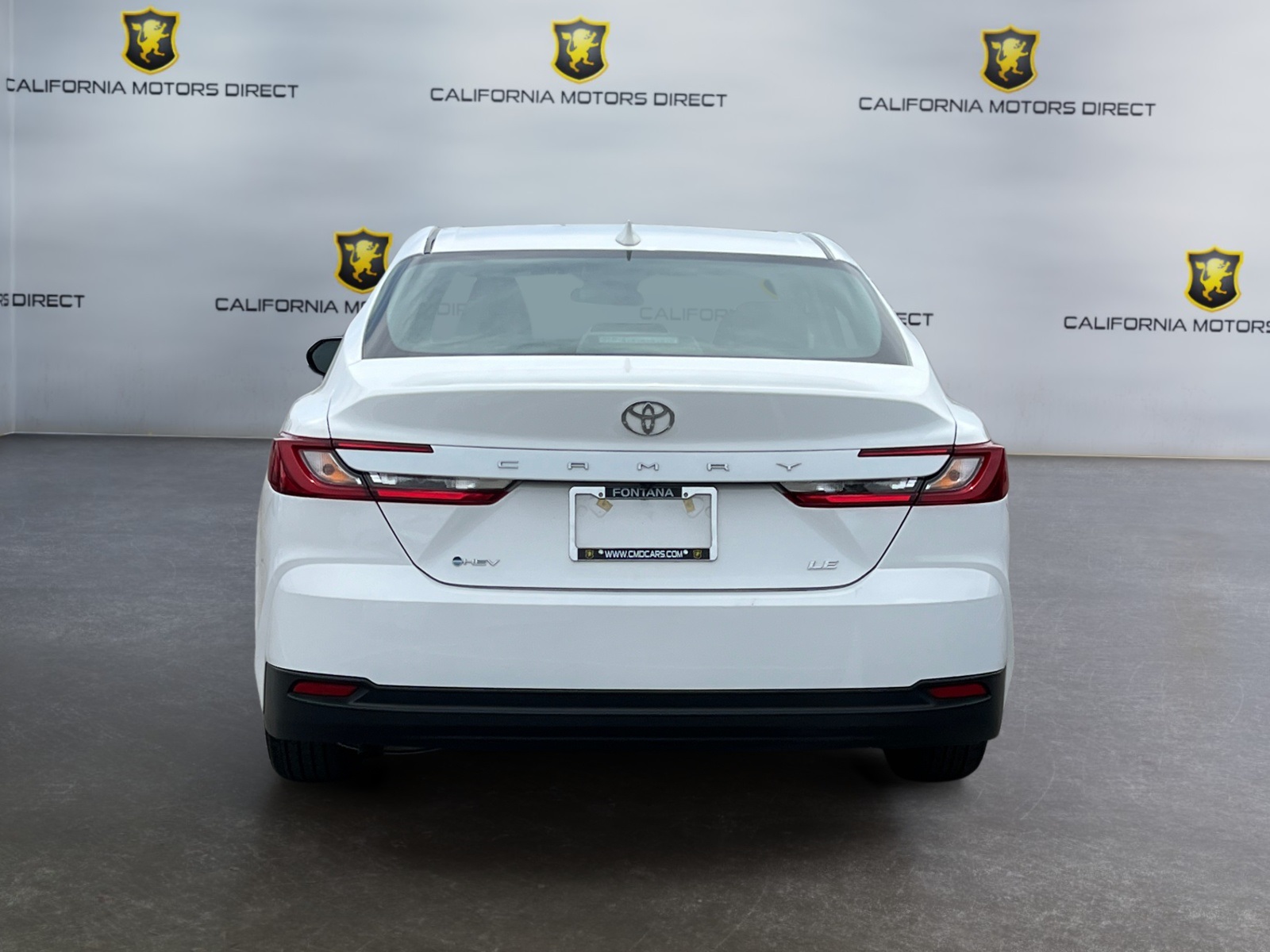 2025 Toyota Camry LE photo 4