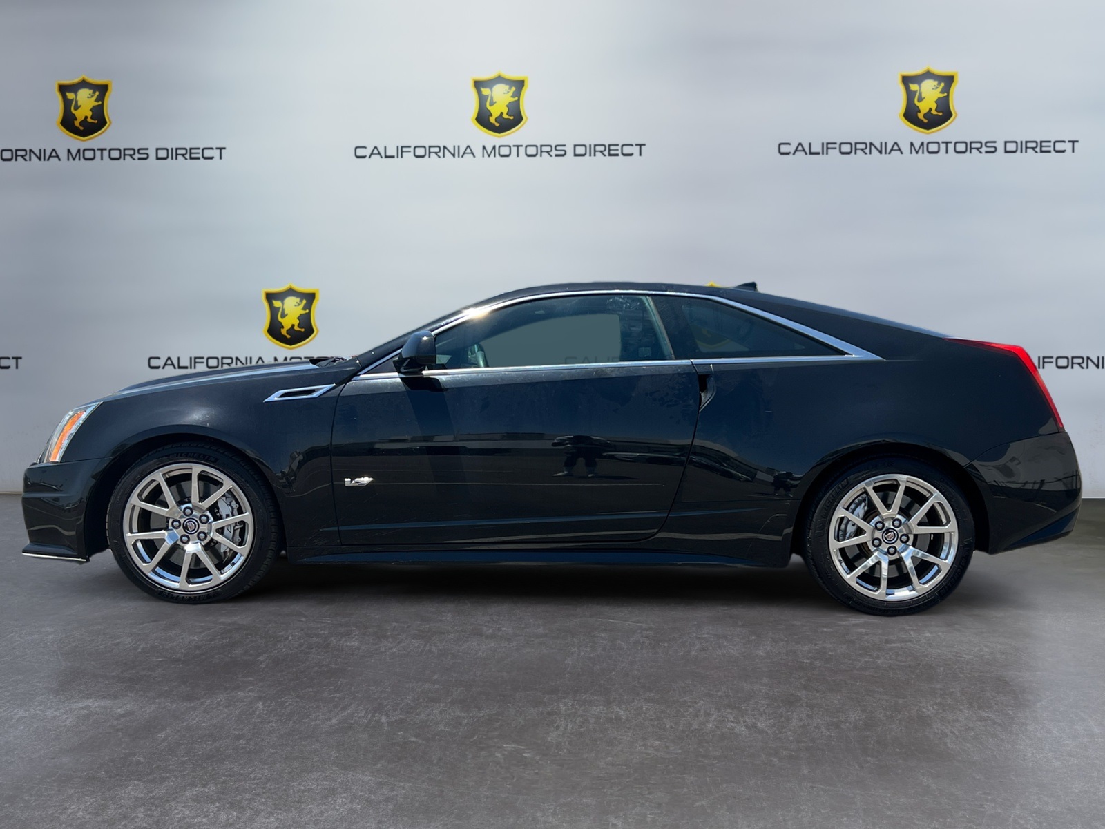 2013 Cadillac CTS V Coupe Base photo 2