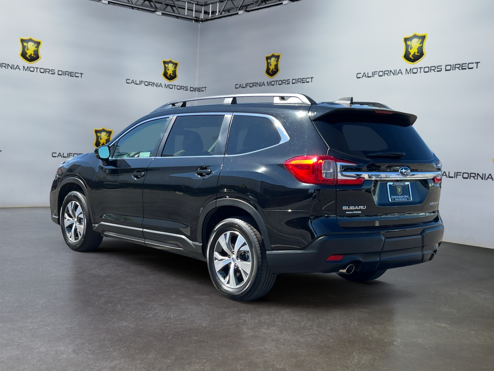 2024 Subaru Ascent Premium photo 3