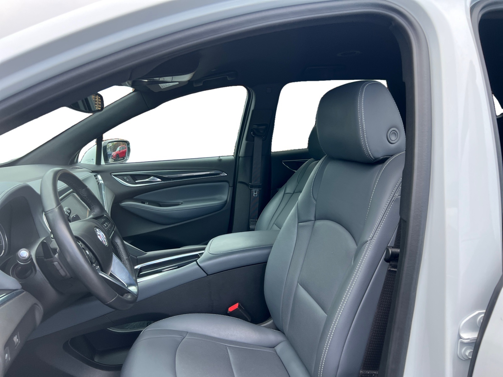 2023 Buick Enclave Essence - Photo 10