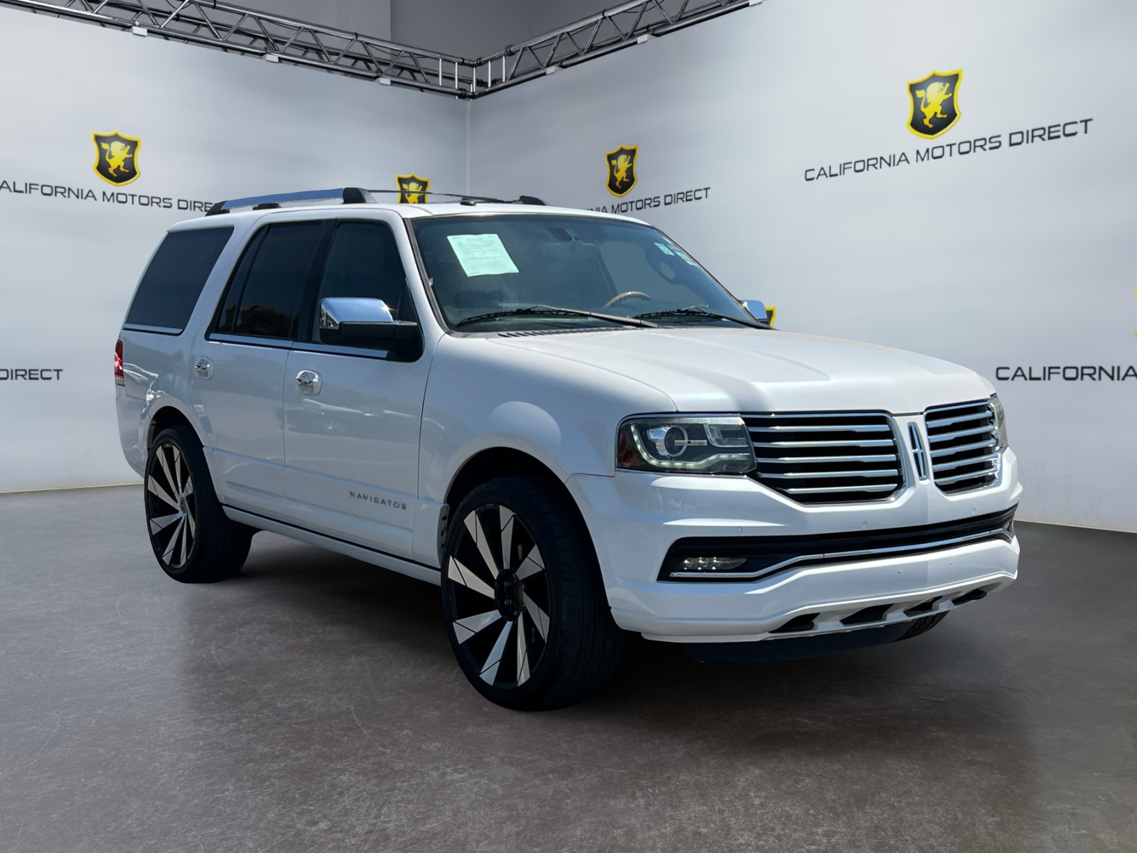 Sold 2017 Lincoln Navigator Select in Fontana