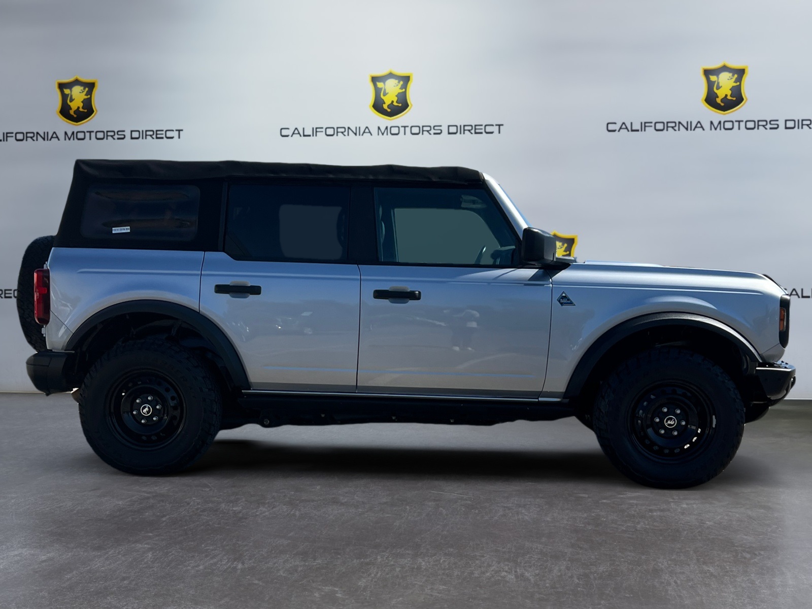 2021 Ford Bronco 4-Door Black Diamond - Photo 6
