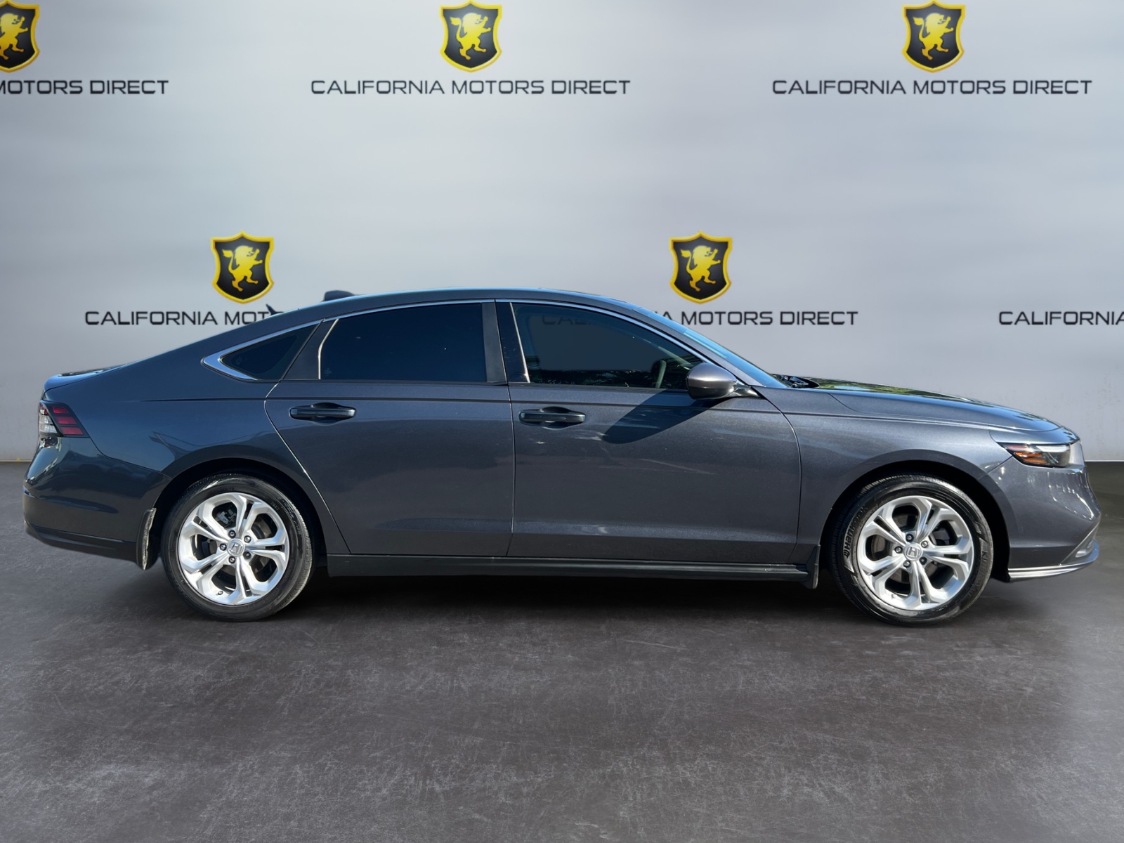 2023 Honda Accord LX photo 4