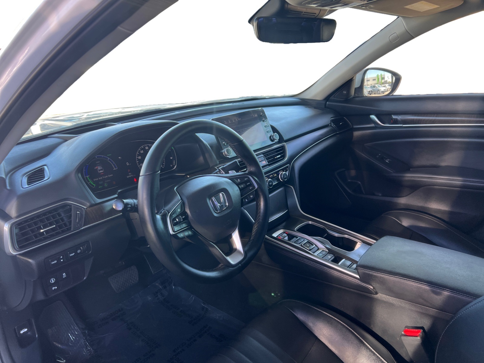 2022 Honda Accord Hybrid Touring photo 4