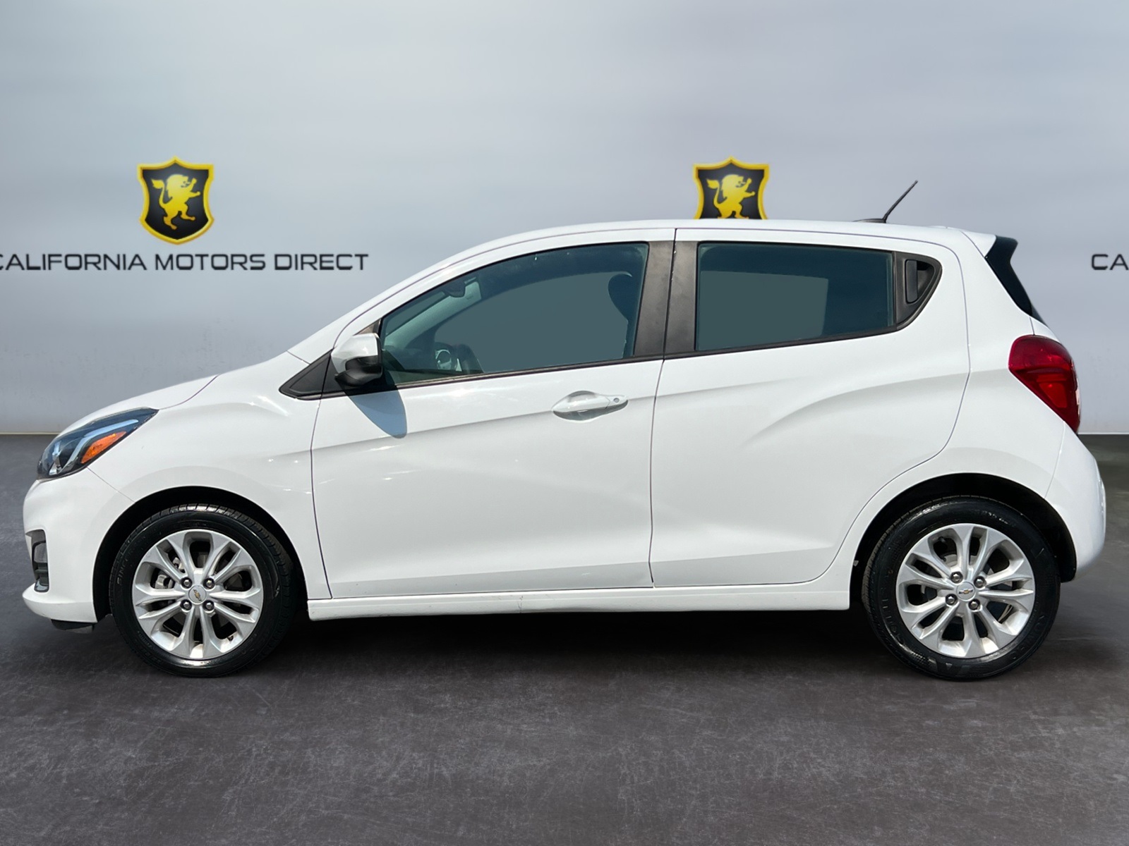 2021 Chevrolet Spark 1LT photo 2