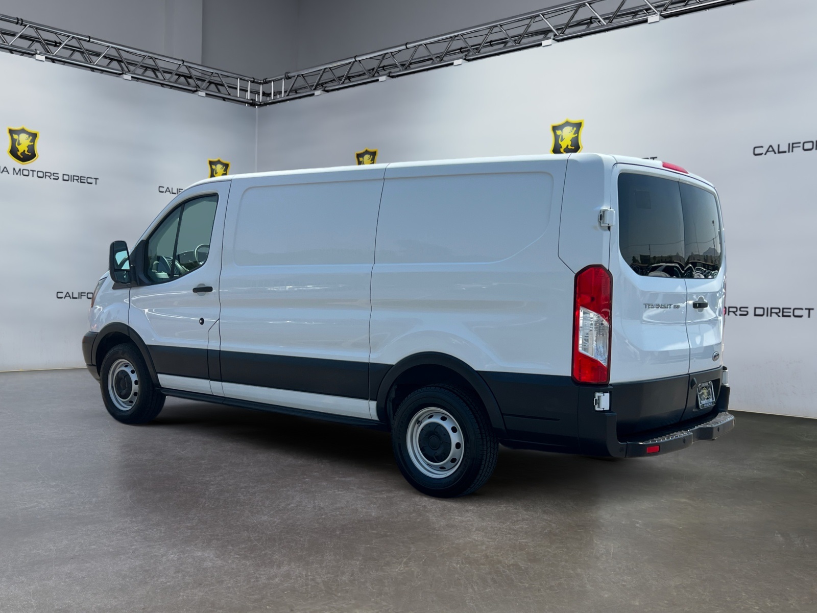 2019 Ford Transit Van photo 3
