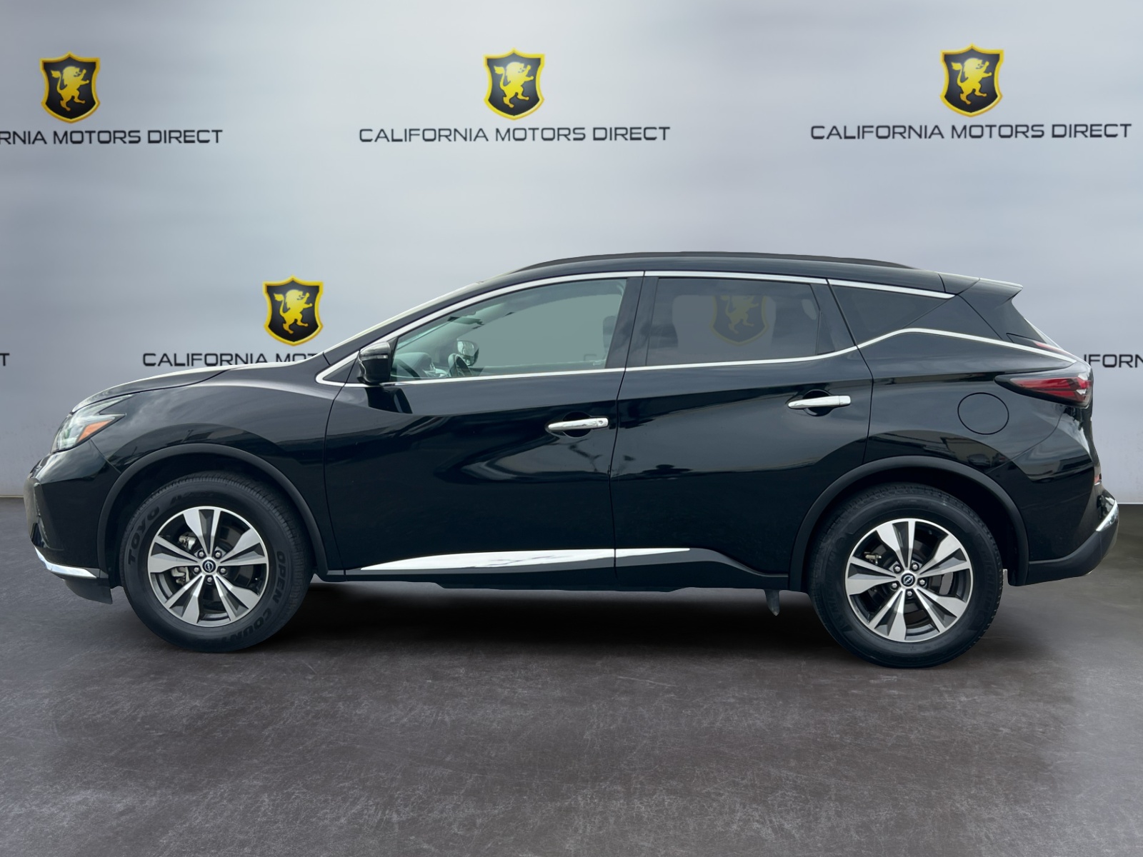 2023 Nissan Murano SV photo 2